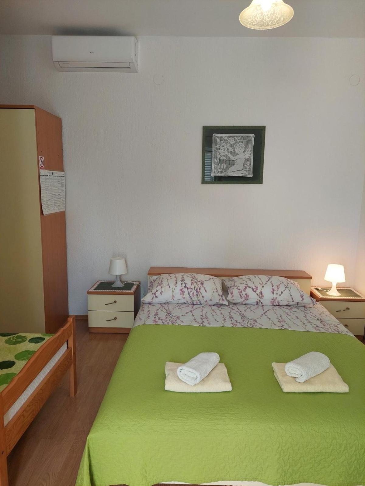 Rooms Hodanic Krk Town Room photo