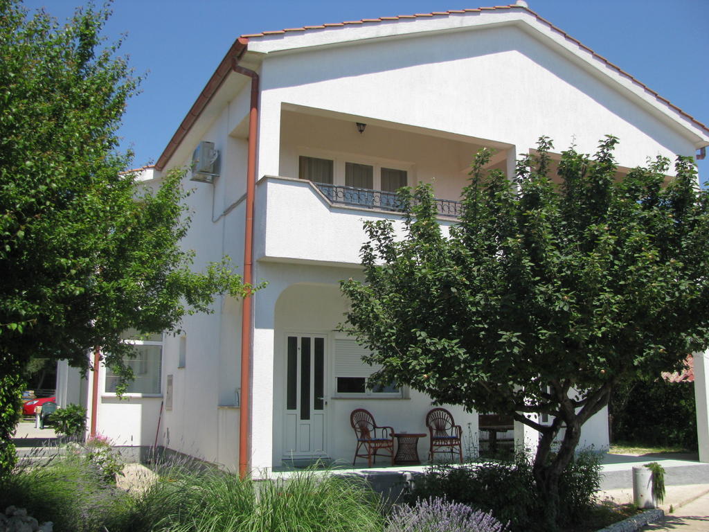 Rooms Hodanic Krk Town Exterior photo